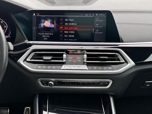 Used 2022 BMW X5 M50i AWD/4WD image 12