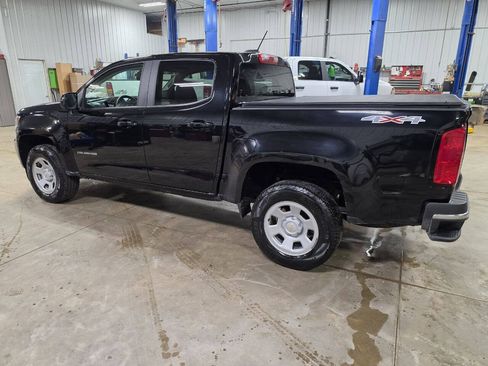 Used 2022 Chevrolet Colorado W/T w/ WT Convenience Package AWD/4WD image 6