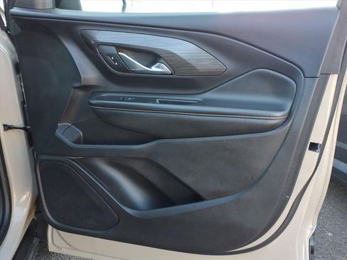 Certified 2023 GMC Terrain SLT w/ Elevation Edition image 6