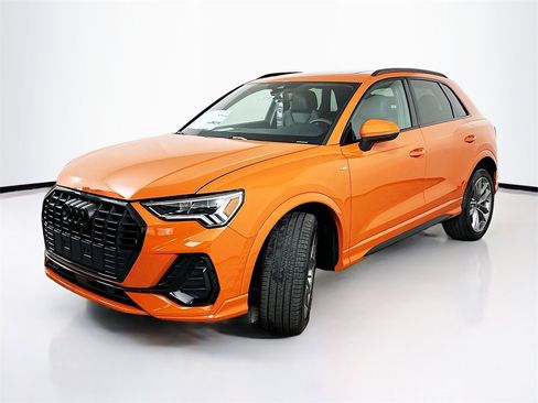 New 2025 Audi Q3 2.0T Premium image 2