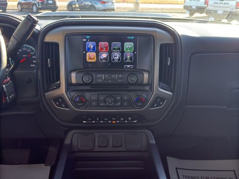 Used 2018 GMC Sierra 3500 Denali image 15