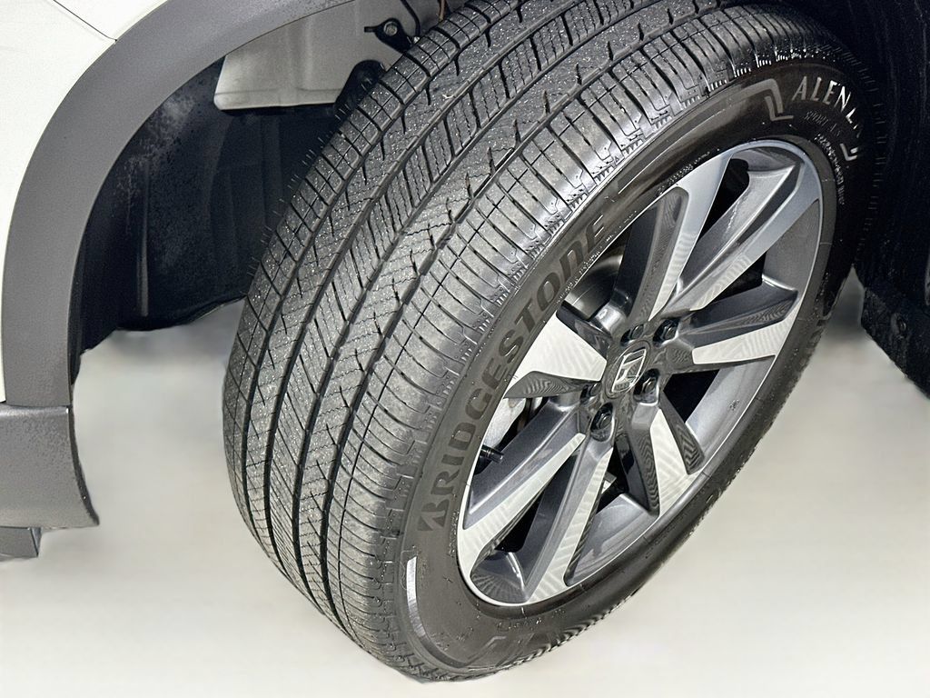 Certified 2025 Honda Pilot Elite image 25