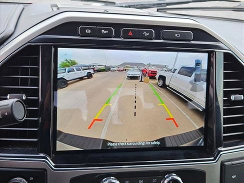 Used 2022 Ford F250 Lariat image 13