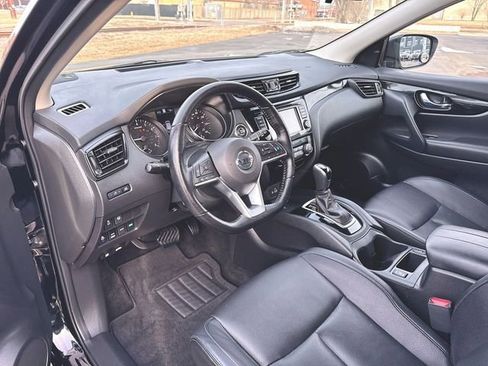 Used 2022 Nissan Rogue Sport SL image 10