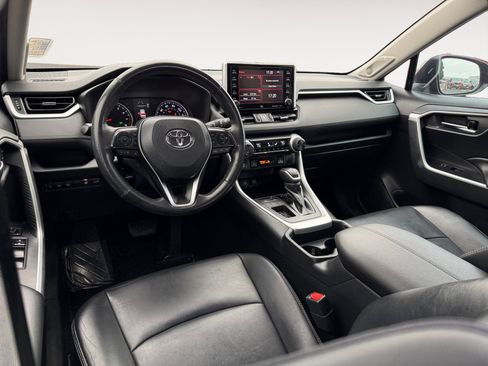 Used 2019 Toyota RAV4 XLE Premium w/ Advanced Technology Package image 15