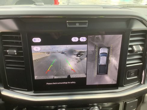 New 2026 Ford F250 Lariat image 17