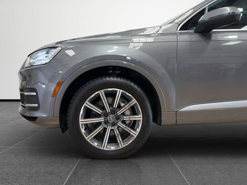 Used 2017 Audi Q7 3.0T Premium Plus image 9