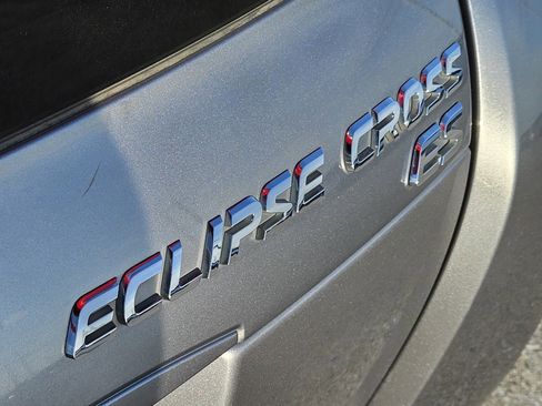 Used 2019 Mitsubishi Eclipse Cross ES AWD/4WD image 13