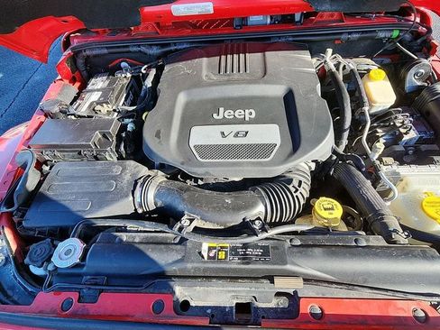 Used 2017 Jeep Wrangler Unlimited Sahara w/ Dual Top Group image 29