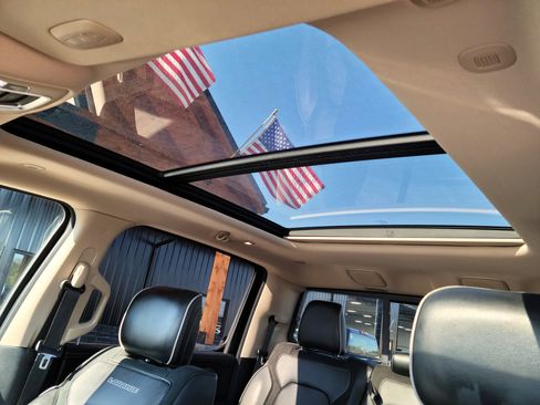 Used 2019 RAM 1500 Laramie image 18