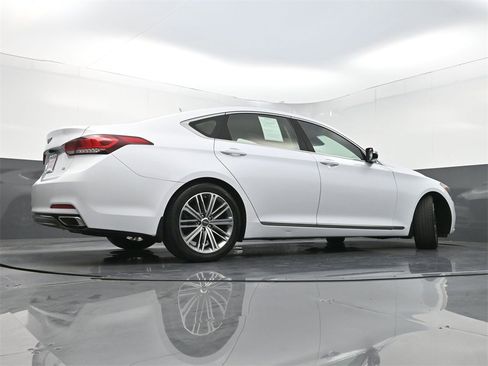 Used 2018 Genesis G80 3.8 image 29