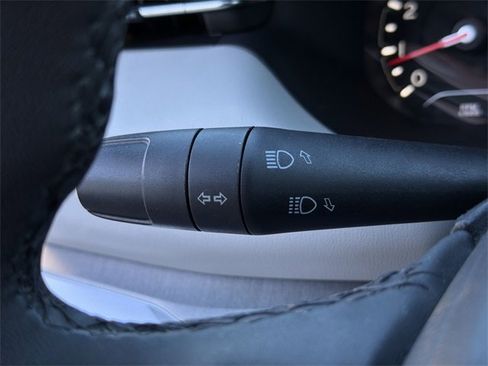 Used 2024 Jeep Compass Limited image 30