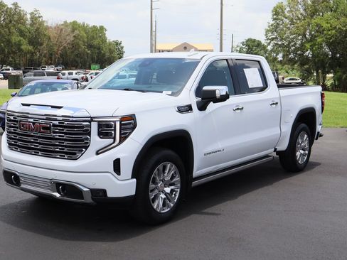 Certified 2023 GMC Sierra 1500 Denali w/ Technology Package RWD image 5