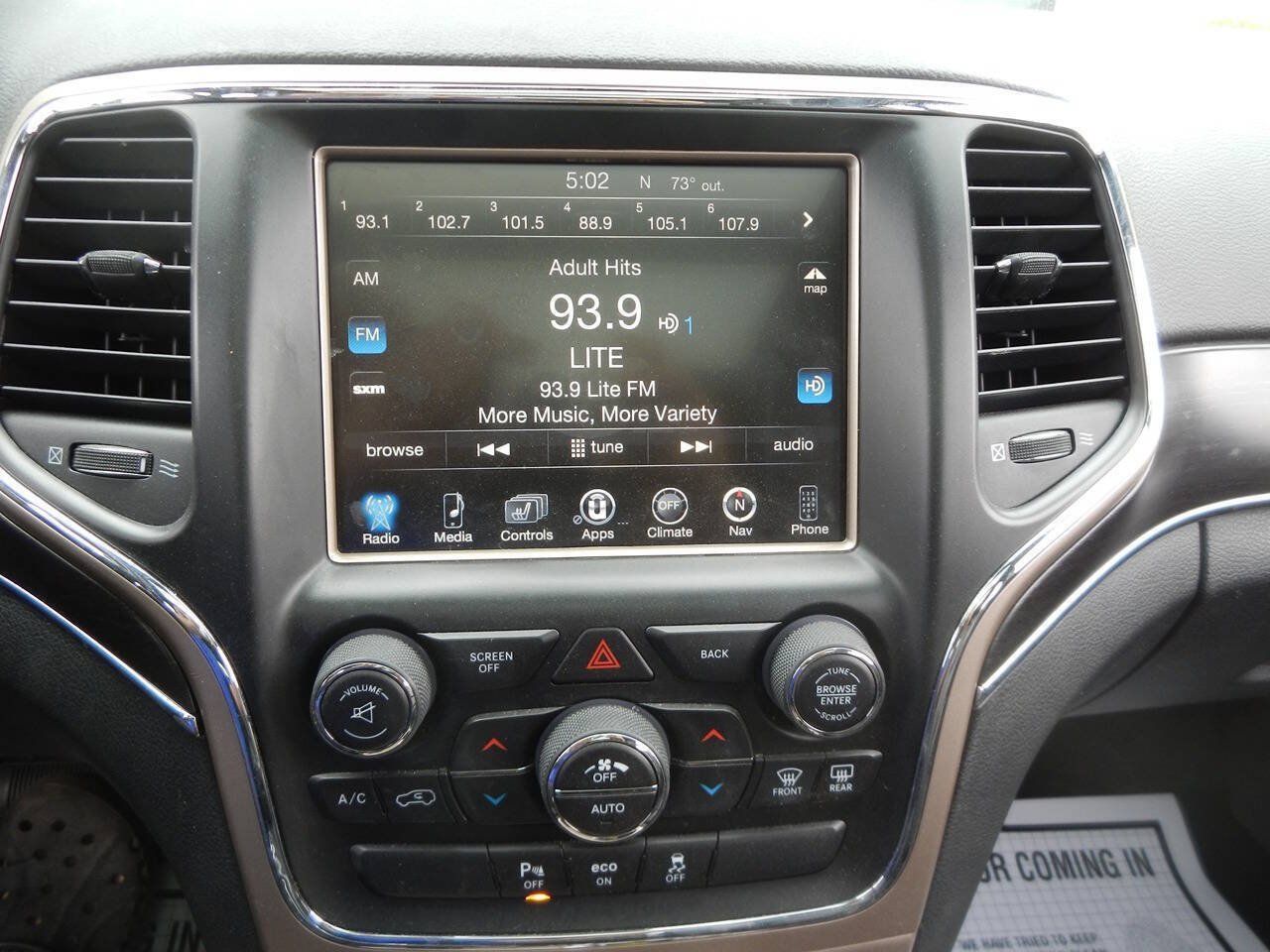 Used 2015 Jeep Grand Cherokee Limited w/ Luxury Group II AWD/4WD image 41