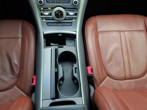 Used 2017 Lincoln MKZ Reserve w/ Luxury Package image 11