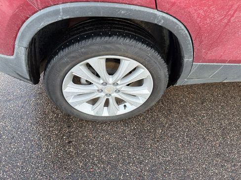 Used 2020 Chevrolet Trax Premier image 10