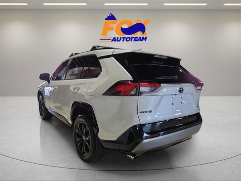 Certified 2024 Toyota RAV4 SE image 2