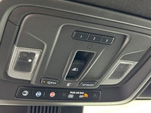 Used 2024 GMC Sierra 3500 AT4 w/ AT4 Preferred Package AWD/4WD image 27