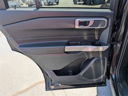 Used 2024 Ford Explorer XLT w/ Equipment Group 202A image 27