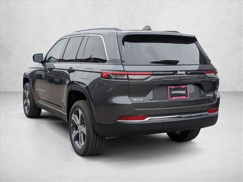 New 2025 Jeep Grand Cherokee Limited image 8