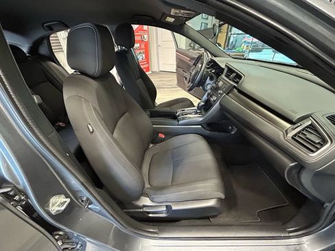 Used 2017 Honda Civic Sport image 35