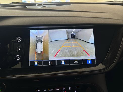 Used 2023 Buick Envision Essence w/ Technology Package I image 40