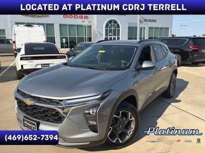 Used 2024 Chevrolet Trax LT w/ Driver Confidence Package