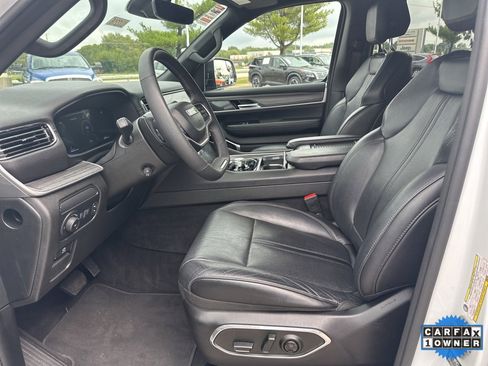 Used 2024 Jeep Wagoneer L Series II w/ Flexible Seating Group image 65