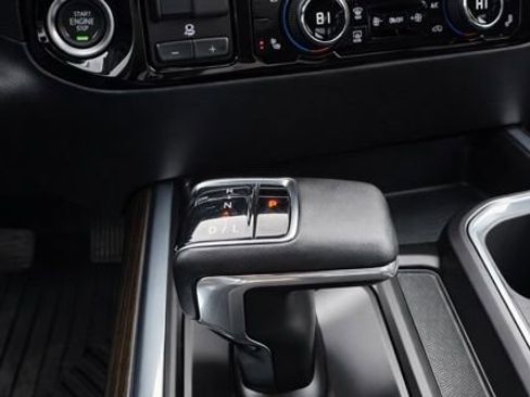 Used 2024 Chevrolet Silverado 1500 RST w/ Z71 Off-Road Package image 22