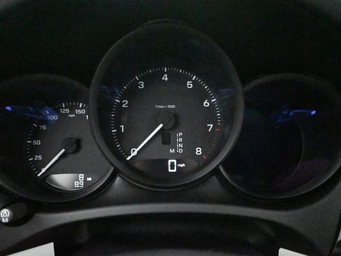 New 2025 Porsche Macan image 24