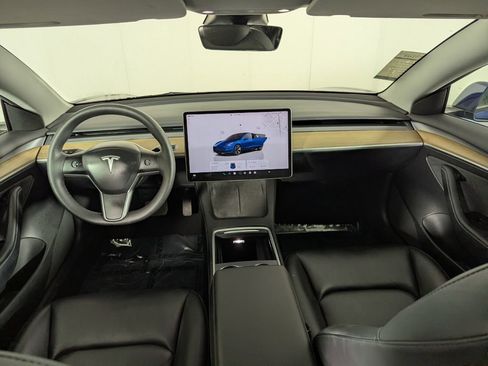 Used 2023 Tesla Model 3 Standard Range image 26