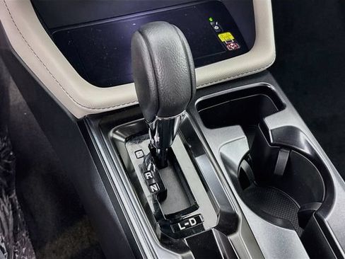 New 2026 Subaru Forester Premium AWD/4WD image 17