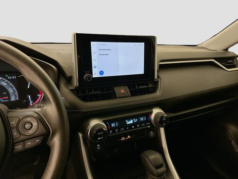 Used 2025 Toyota RAV4 XLE image 26