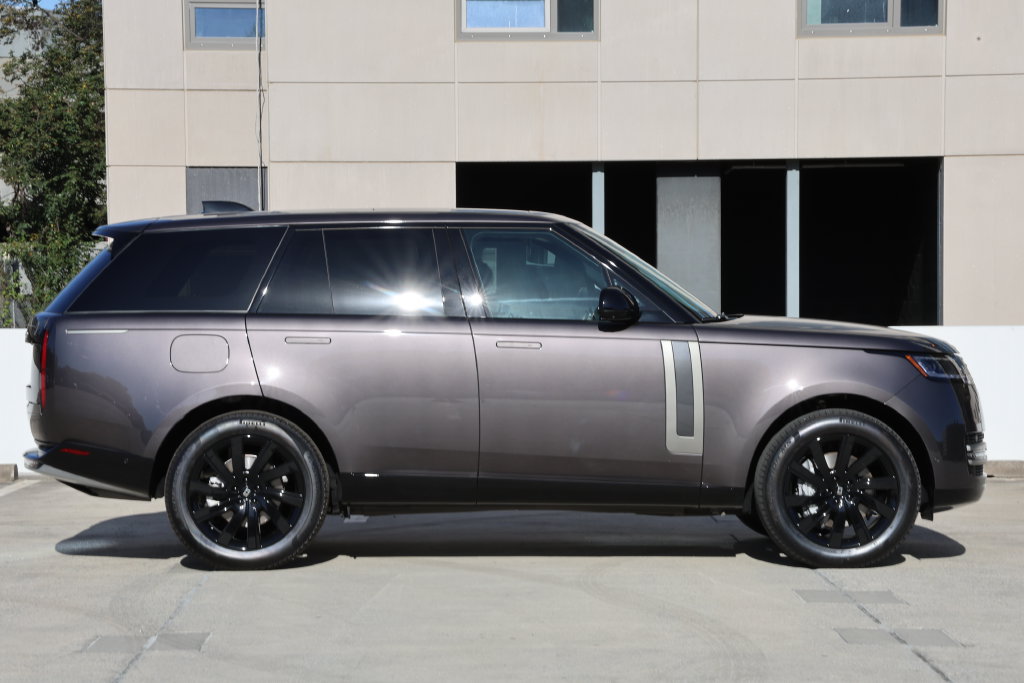 New 2027 Land Rover Range Rover SE AWD/4WD image 4