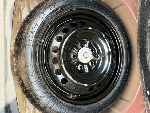 Used 2018 Toyota Camry SE w/ Convenience Package image 40