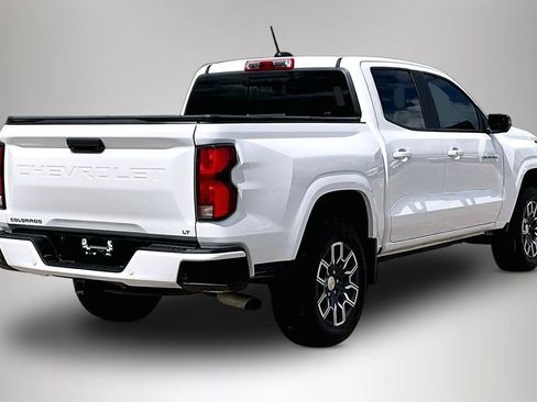 Used 2024 Chevrolet Colorado LT w/ LT Convenience Package III RWD image 5