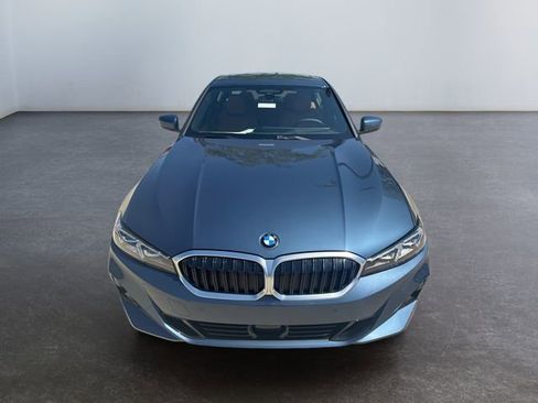 Used 2025 BMW 330i xDrive Sedan w/ Premium Package image 11