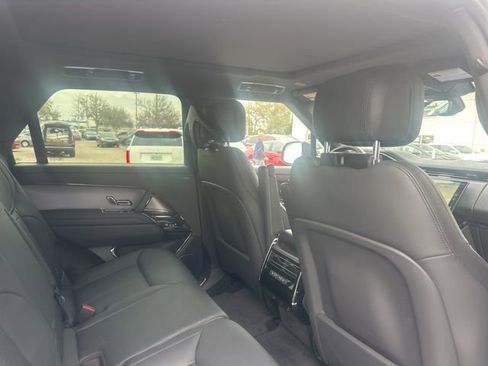 Used 2024 Land Rover Range Rover Sport SE image 26