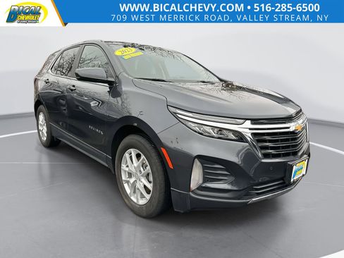 Used 2023 Chevrolet Equinox LT image 1