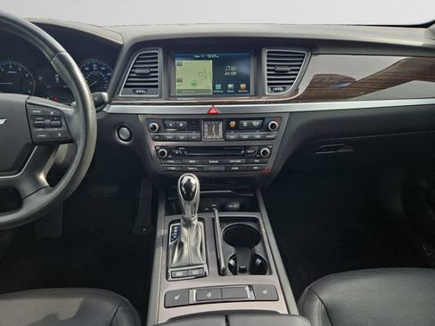 Used 2017 Genesis G80 3.8 image 11