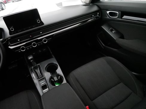 Certified 2023 Honda Civic EX image 11