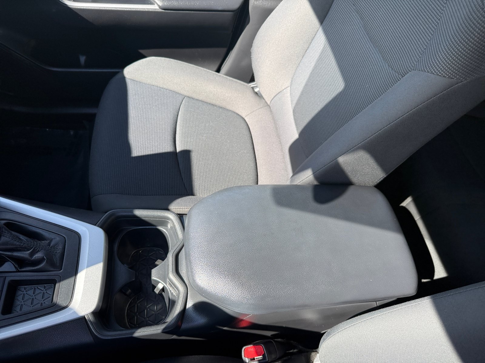 Used 2020 Toyota RAV4 LE w/ All Weather Liner Package FWD image 14