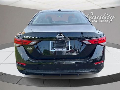 Used 2025 Nissan Sentra SV FWD image 5