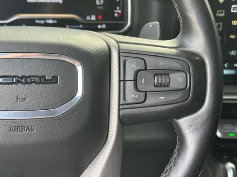 Used 2022 GMC Sierra 1500 Denali w/ Denali Reserve Package image 12