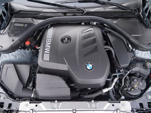 New 2026 BMW 330i Sedan w/ M Sport Package RWD image 32