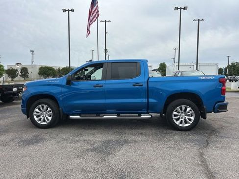 Used 2023 Chevrolet Silverado 1500 Custom AWD/4WD image 6