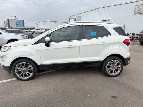 Used 2019 Ford EcoSport Titanium image 2