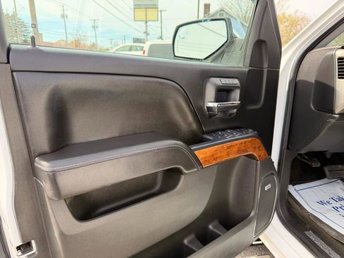 Used 2017 Chevrolet Silverado 1500 High Country AWD/4WD image 27
