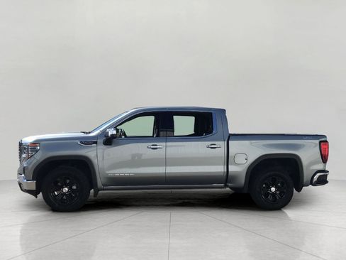 Used 2025 GMC Sierra 1500 SLT AWD/4WD image 35