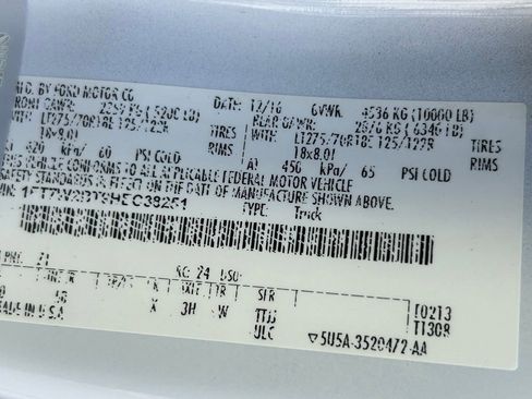 Used 2017 Ford F250 Lariat w/ Lariat Value Package image 47